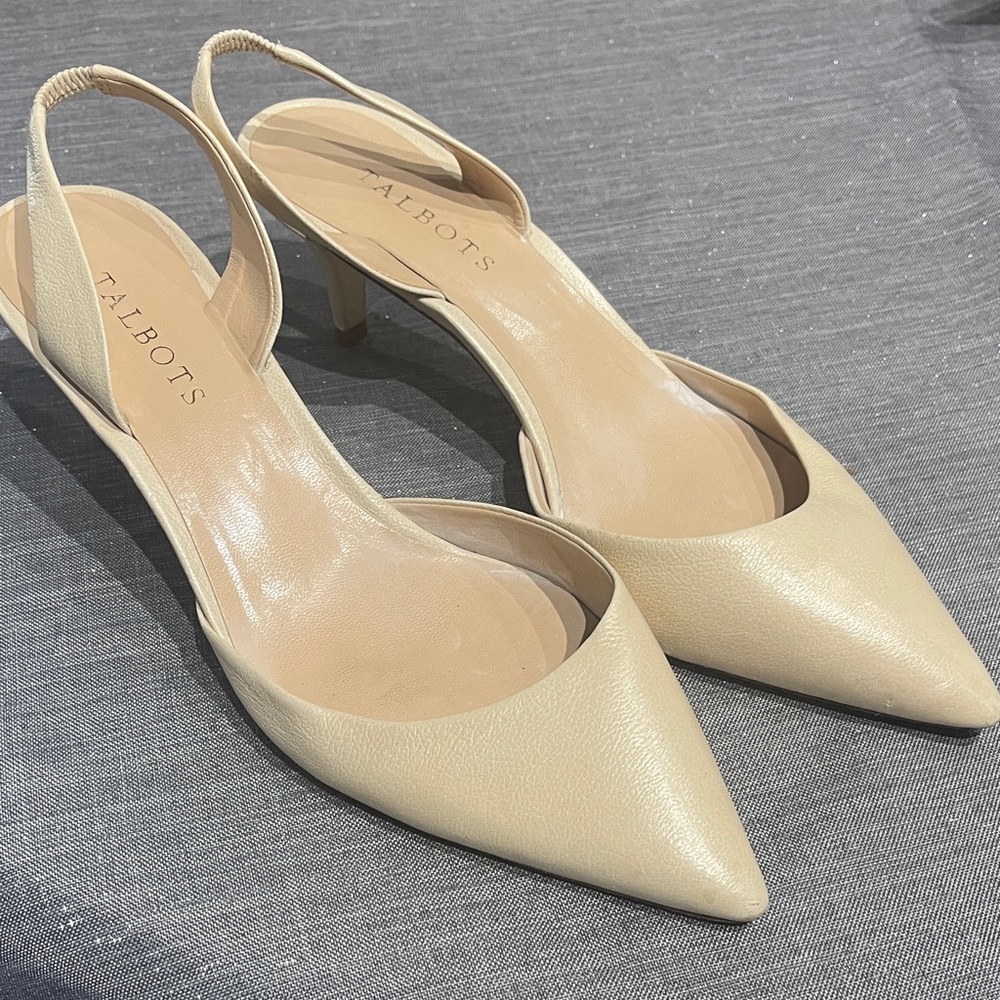 Vintage Talbots Beige Pointed Slingback Heels